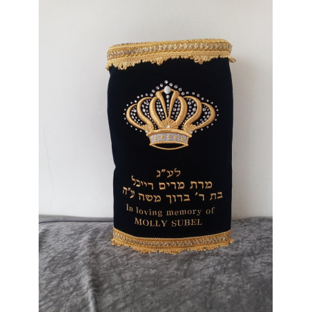 מעיל לספר תורה כתר