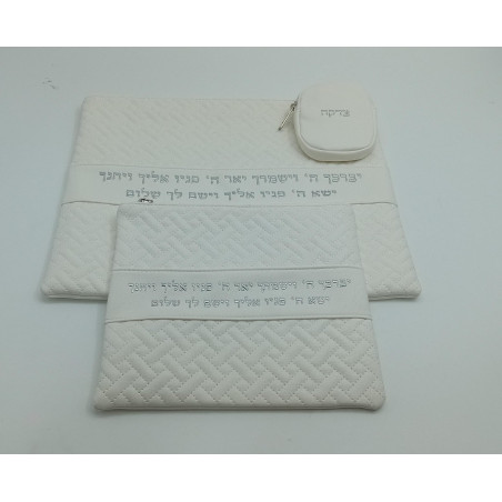 כיסוי ט"ת דמוי עור עם צדקה