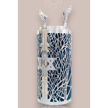 Étui Moderne Pour Sefer Torah - Design Artistique Élégant